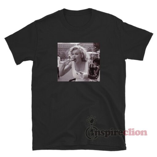 Photos Of Marilyn Monroe Eat Food T-Shirt