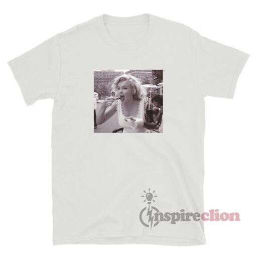 Photos Of Marilyn Monroe Eat Food T-Shirt