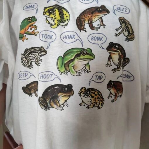 Frog Love Songs Art Animal Meme T-Shirt