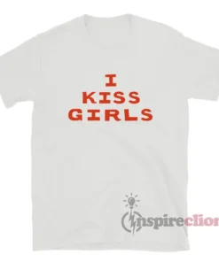 Finding Emily Amber Grappy Rhea I Kiss Girls T-Shirt